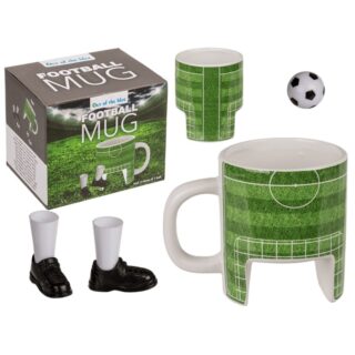 Taza futbol con zapatos y 1 pelota incl.